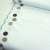 Miniatura de foto de Piqué blanco sari bordado lunares blancos, gris, marrón, beige