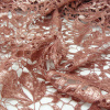 Miniatura de foto de Encaje de guipur y lentejuela rosa palo