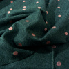 Miniatura de foto de Franela bordada gris, lunares rosas