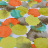 Miniatura de foto de Patchwork fondo blanco manchas pintura amarillas y naranja