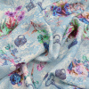 Miniatura de foto de Viscosa estampada flores y llaves azul, rosa, verde, blanco