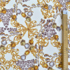 Miniatura de foto de Satén elástico estampado  fondo blanco cadenas doradas