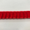 Miniatura de foto de Plisado de terciopelo rojo