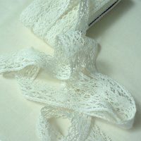 Miniatura de foto de Puntilla bolillo algodón blanco