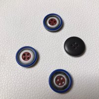 Miniatura de foto de Botón azul y rojo 18mm.