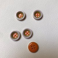 Miniatura de foto de Botón malva y naranja 15mm.