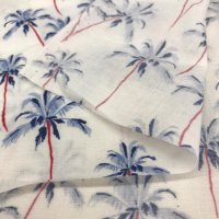 Miniatura de foto de Popelín estampado digital blanco palmeras azules