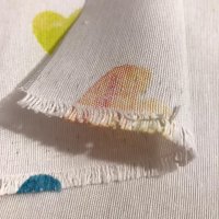 Miniatura de foto de Loneta estampado corazones de colores