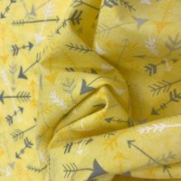 Miniatura de foto de Franela estampado de flechas gris y amarillo