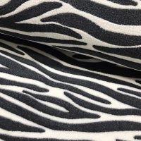 Miniatura de foto de Coralina jacquard motivo cebra blanco y negro