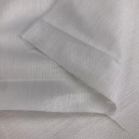 Miniatura de foto de Tela blanca con tratamiento hidrofugo (35 lavados)