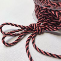 Miniatura de foto de Cordón trenzado bicolor 5mm coral y negro