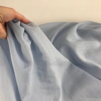 Miniatura de foto de Voile de algodón y seda liso azul celeste