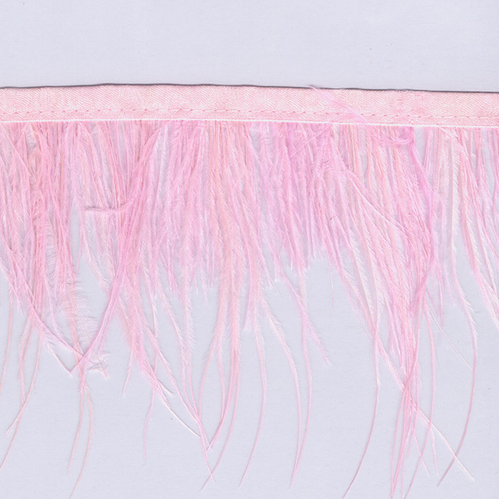 Foto de Fleco de plumas de avestruz rosa 7cm