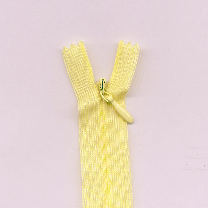 Foto de Cremallera invisible amarillo claro 60cm