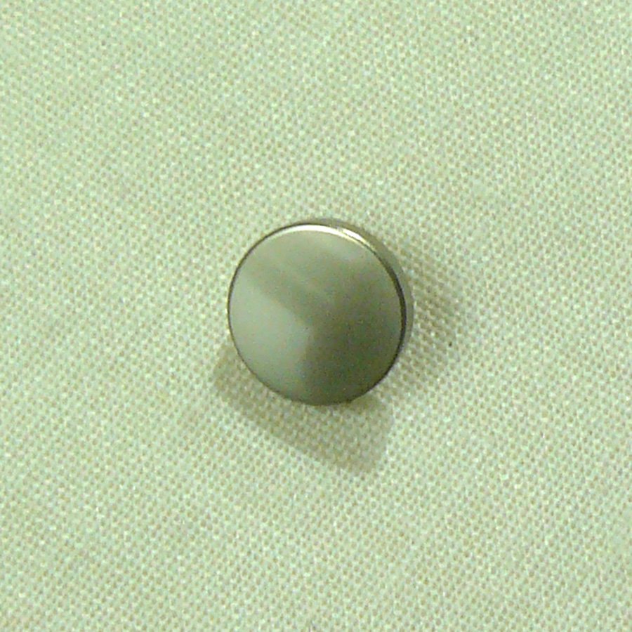 Botón plano metal plata