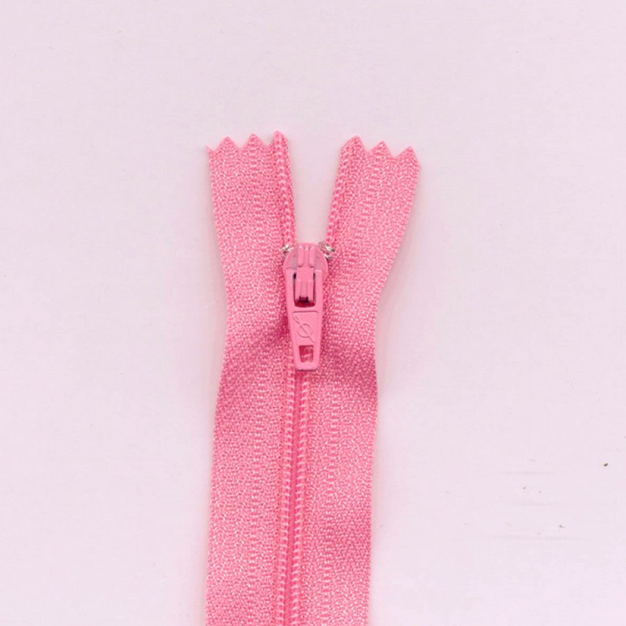 Cremallera de nylon cerrada 60cm rosa